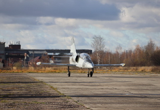 Стоимость полета на реактивном самолете Л-29 и Л-39