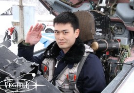 Невероятные приключения японцев в России | Полеты на истребителе МиГ-29 в стратосферу
