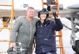 Невероятные приключения японцев в России | Полеты на истребителе МиГ-29 в стратосферу